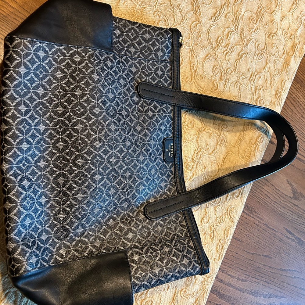 Fossil bag